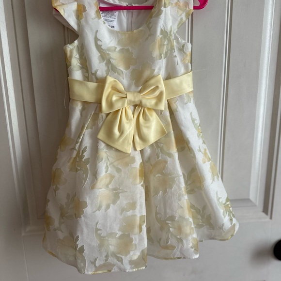 Bonnie Jean Other - Bonnie Jean Girls White and Yellow Floral Bow Party Dress